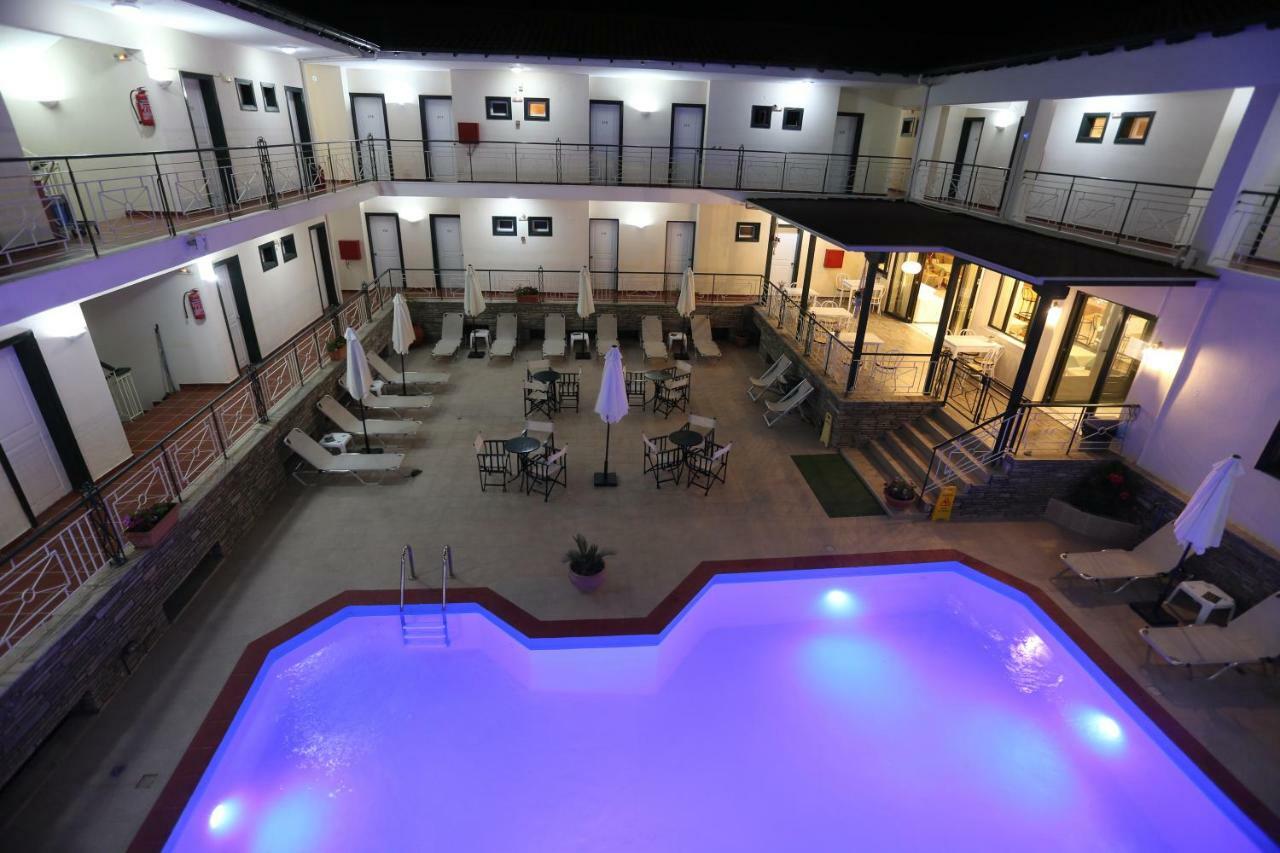 Sun Hotel Polychrono Eksteriør billede